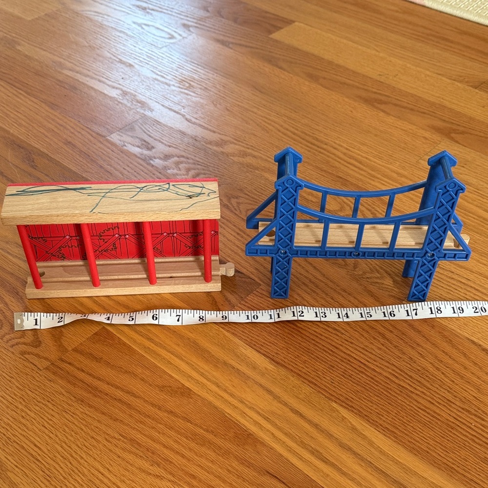 Train track Toy Bridge Set - Picture 2 of 6